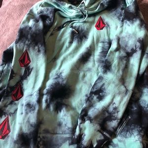 Volcom men’s hoodie, new condition